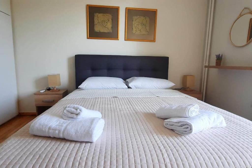 Comfort Apartment In The City Kalamata Dış mekan fotoğraf